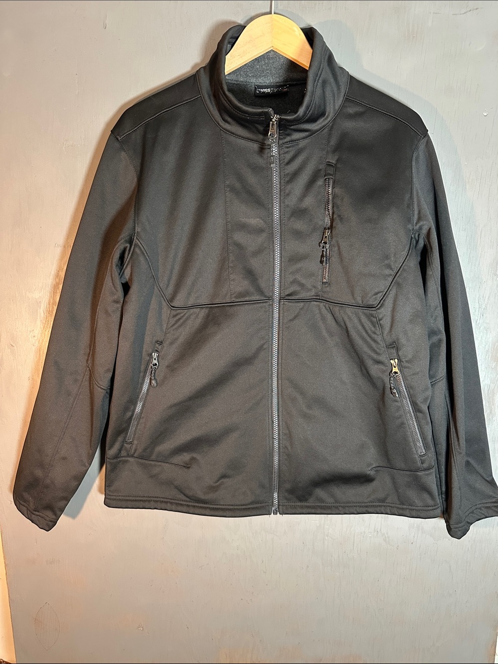 Swiss Tech Black Softshell Performance Jacket with Zip Pockets